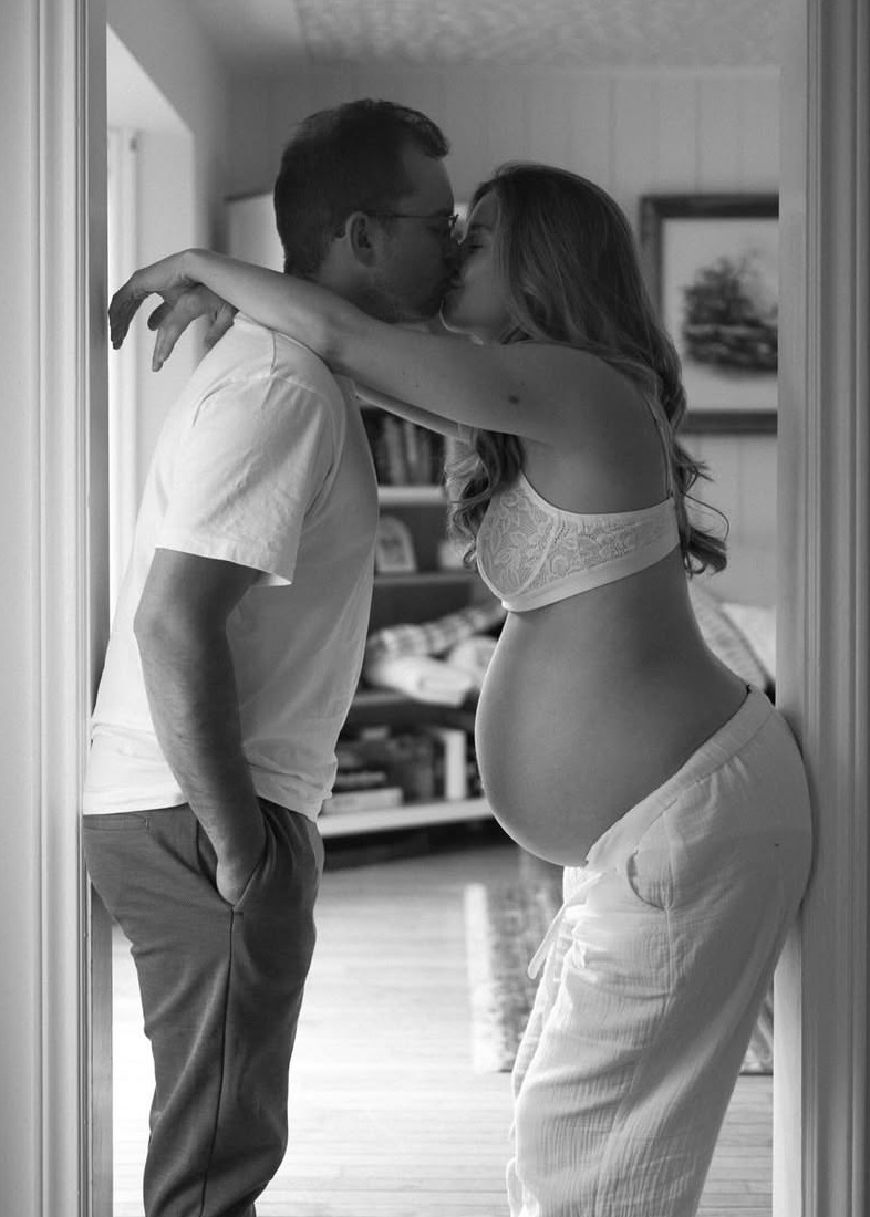 Jadyn House supporting a family during a birth and postpartum session